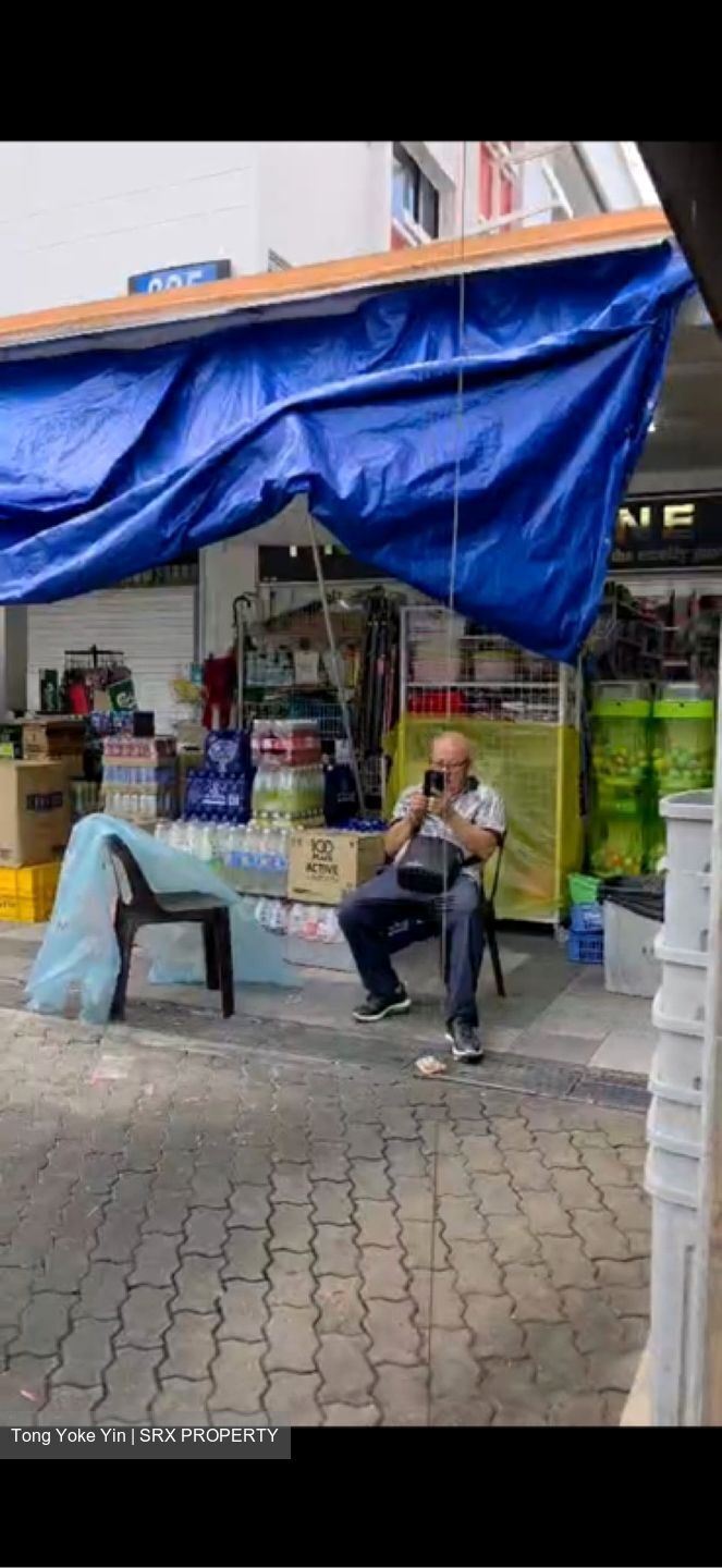 Tampines Street 81 (D18), Retail #598213141